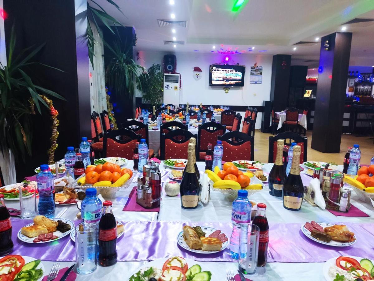 קירקובו Hotel Elit מראה חיצוני תמונה