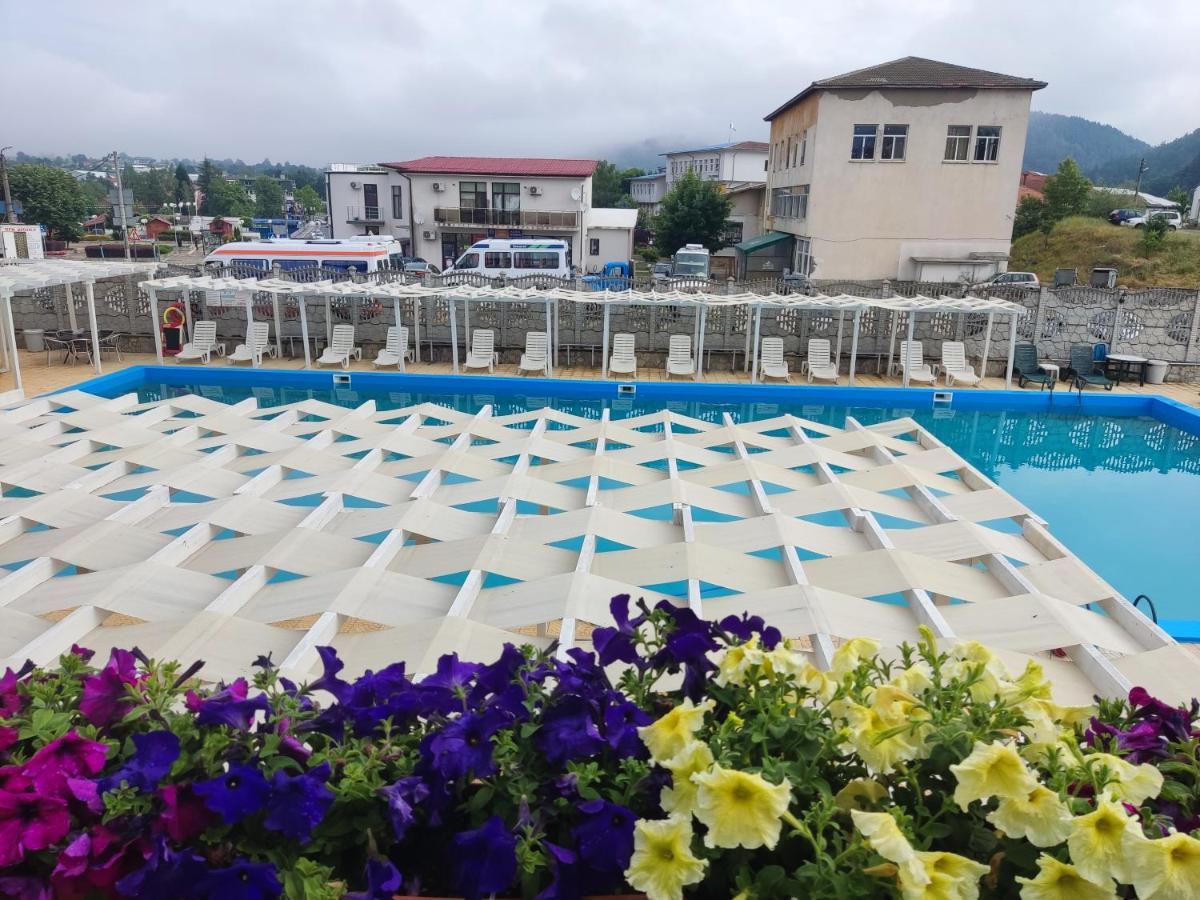 קירקובו Hotel Elit מראה חיצוני תמונה