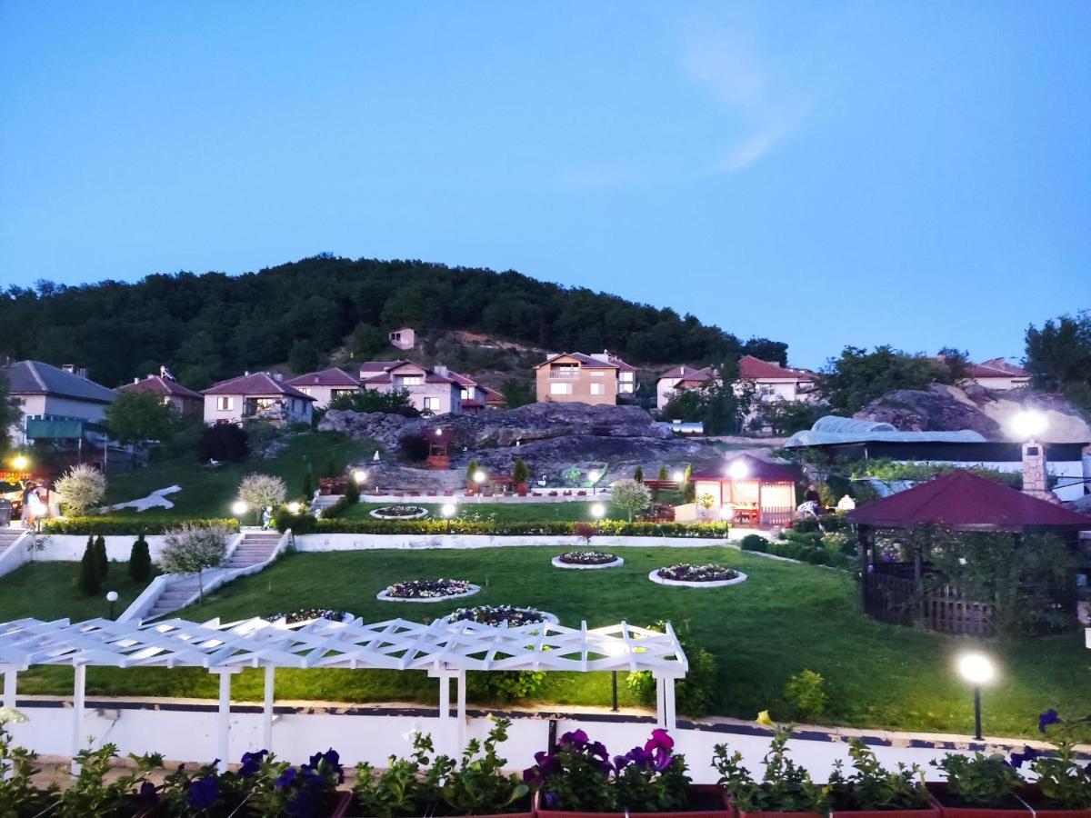 קירקובו Hotel Elit מראה חיצוני תמונה
